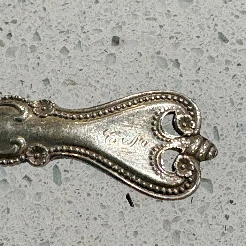 Sterling Silver Towle Old Colonial Spoon 5 1/2